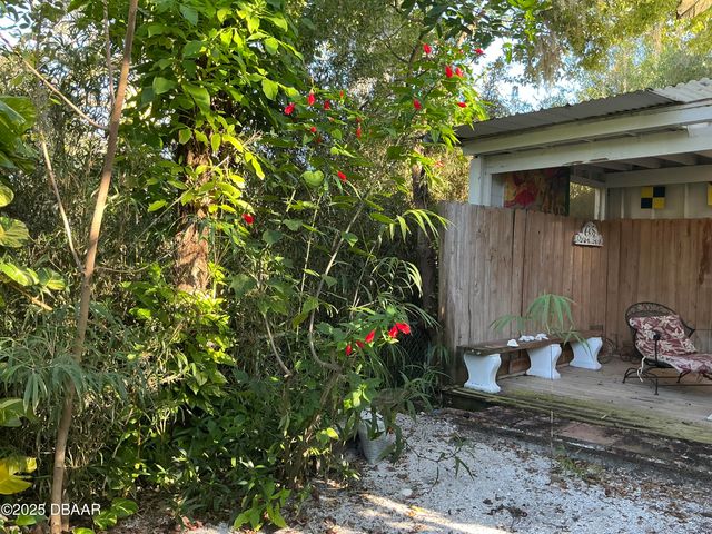 711 S Palmetto Avenue, Daytona Beach, FL 32114