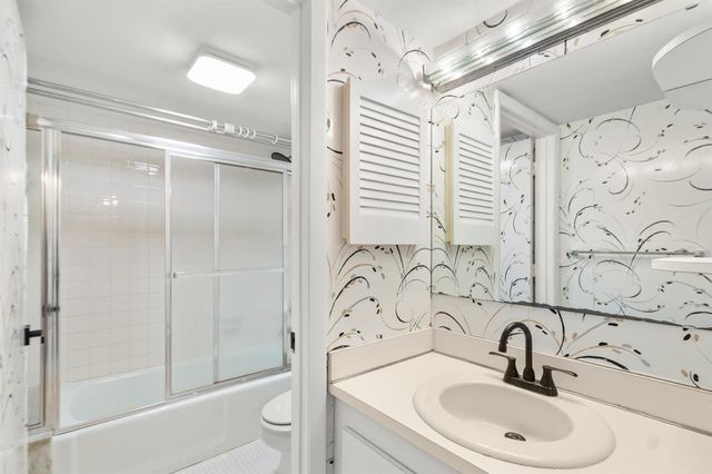 1600 NE Dixie Highway 10-103, Jensen Beach, FL 34957