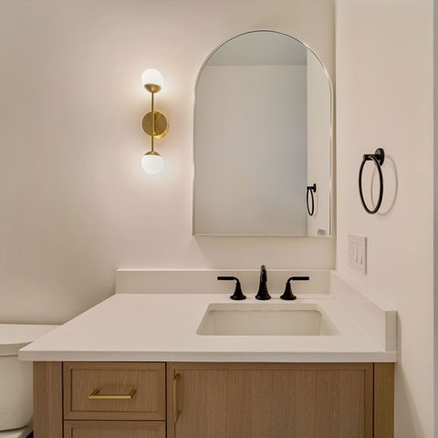 15 South Waverly 15, Boston, MA 02135