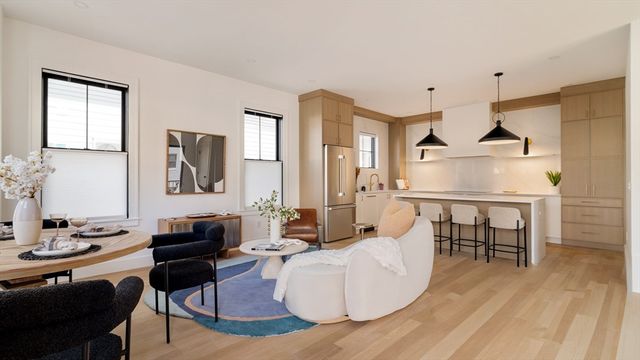 15 South Waverly 15, Boston, MA 02135