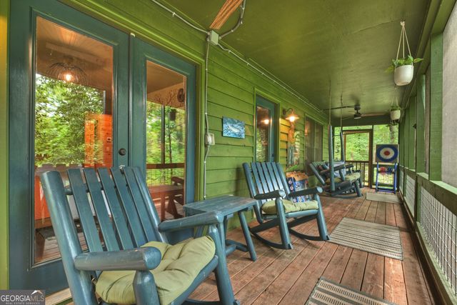 279 S Riverview Lane, Ellijay, GA 30536