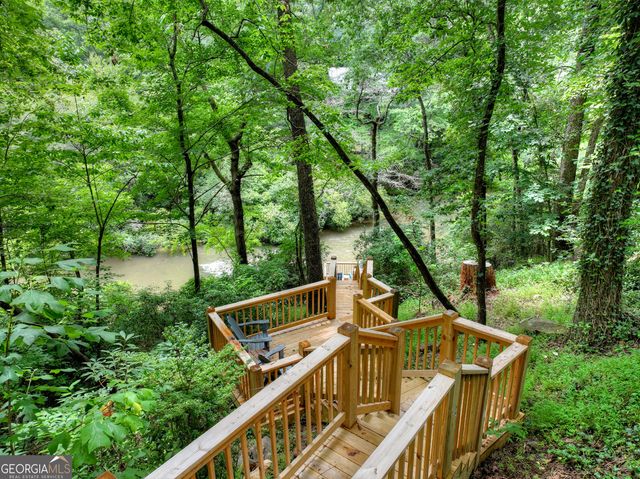 279 S Riverview Lane, Ellijay, GA 30536