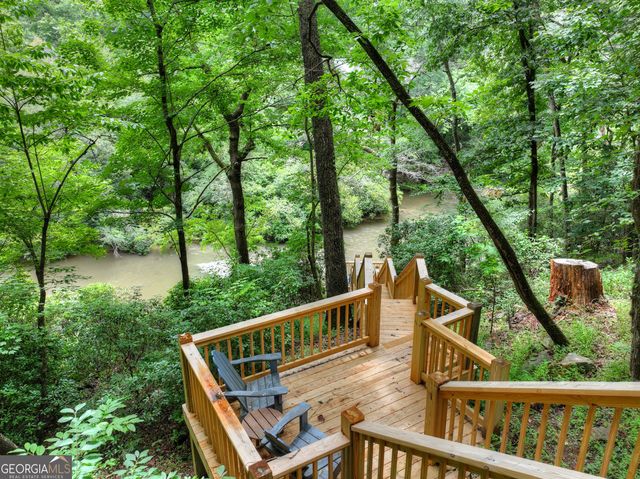 279 S Riverview Lane, Ellijay, GA 30536
