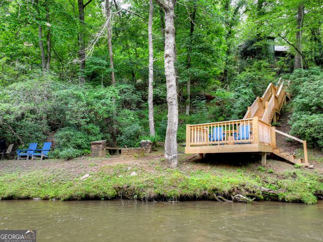279 S Riverview Lane, Ellijay, GA 30536