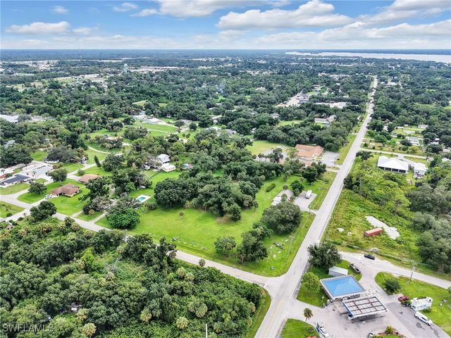 308 Evergreen RD, North Fort Myers, FL 33903