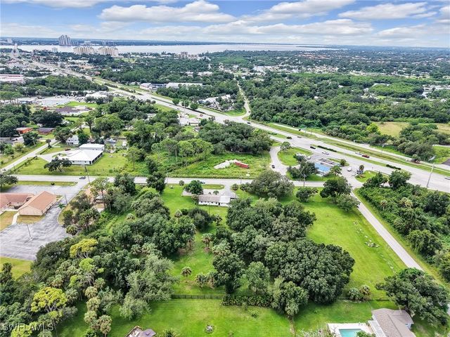 308 Evergreen RD, North Fort Myers, FL 33903