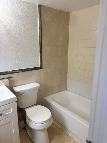 2750 Pierce St 3, Hollywood, FL 33020