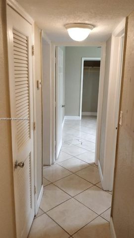 2750 Pierce St 3, Hollywood, FL 33020
