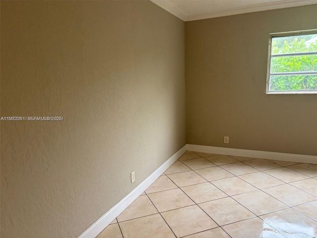 2750 Pierce St 3, Hollywood, FL 33020