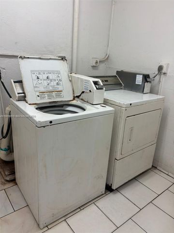 2750 Pierce St 3, Hollywood, FL 33020