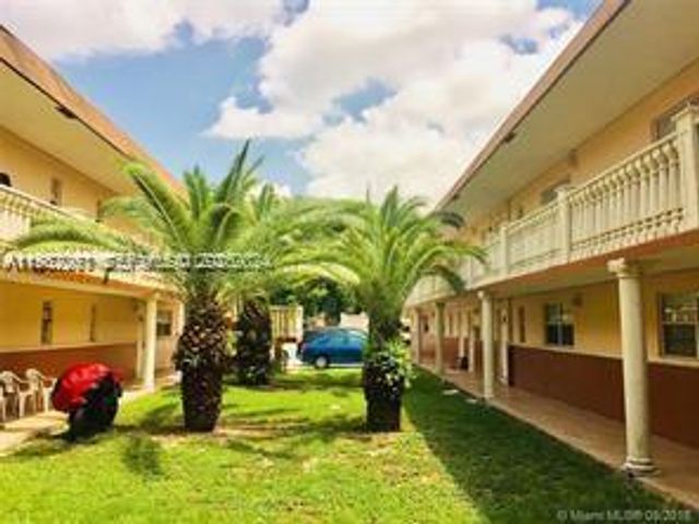 2750 Pierce St 3, Hollywood, FL 33020