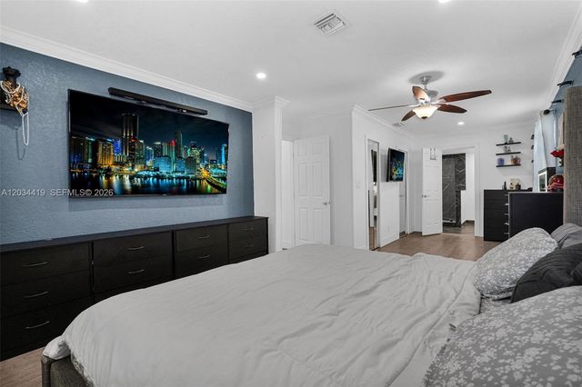 4431 NW 36th Ct, Lauderdale Lakes, FL 33319