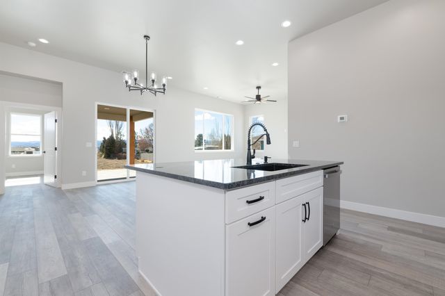 2955 Apollo Drive, Grand Junction, CO 81504