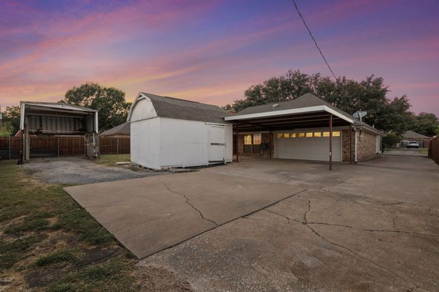 6640 Pleasant Ridge Drive, North Richland Hills, TX 76180
