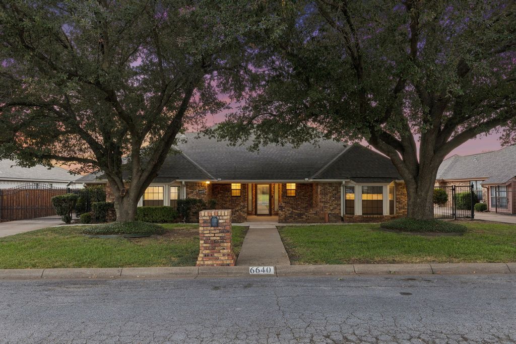 6640 Pleasant Ridge Drive, North Richland Hills, TX 76180