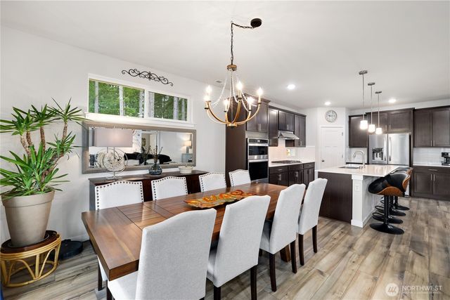 13317 Pines Lane E, Puyallup, WA 98374