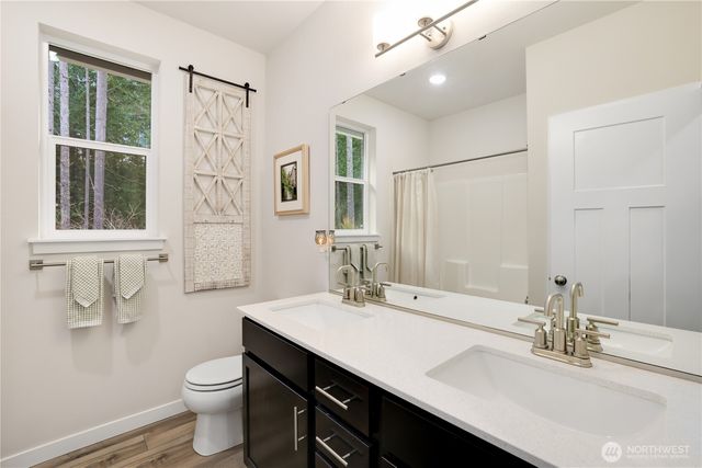 13317 Pines Lane E, Puyallup, WA 98374