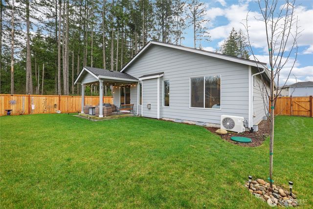 13317 Pines Lane E, Puyallup, WA 98374