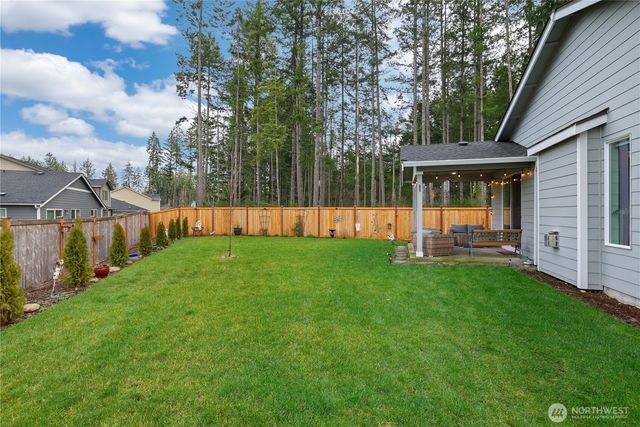 13317 Pines Lane E, Puyallup, WA 98374