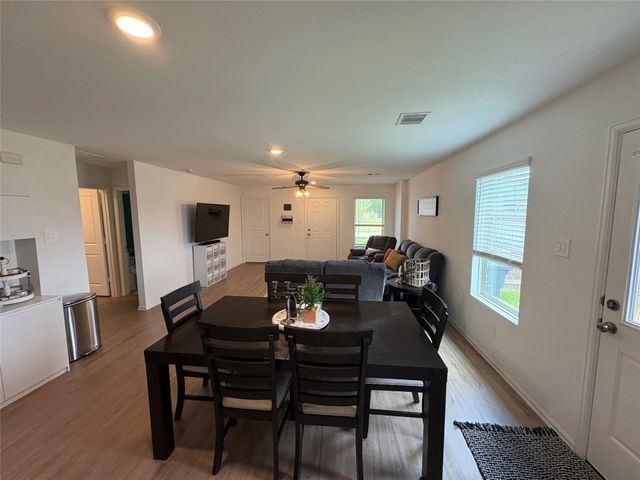 1520 Las Cuevas Drive, Conroe, TX 77301