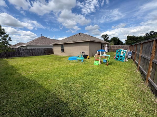 1520 Las Cuevas Drive, Conroe, TX 77301