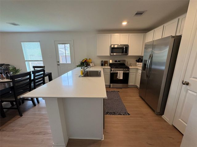1520 Las Cuevas Drive, Conroe, TX 77301