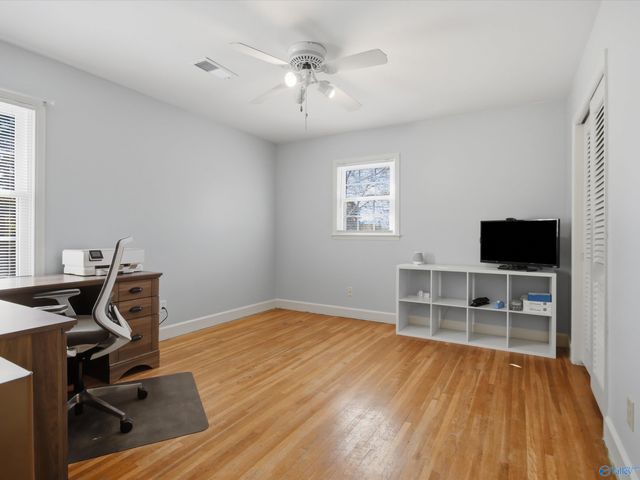 8907 Willow Hills Drive, Huntsville, AL 35802