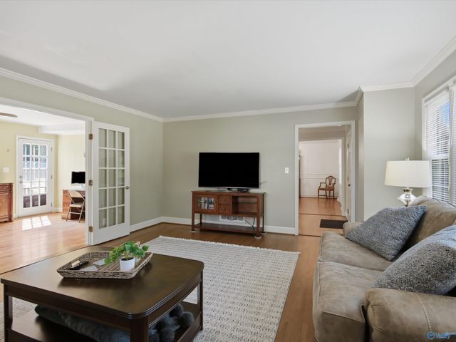 8907 Willow Hills Drive, Huntsville, AL 35802