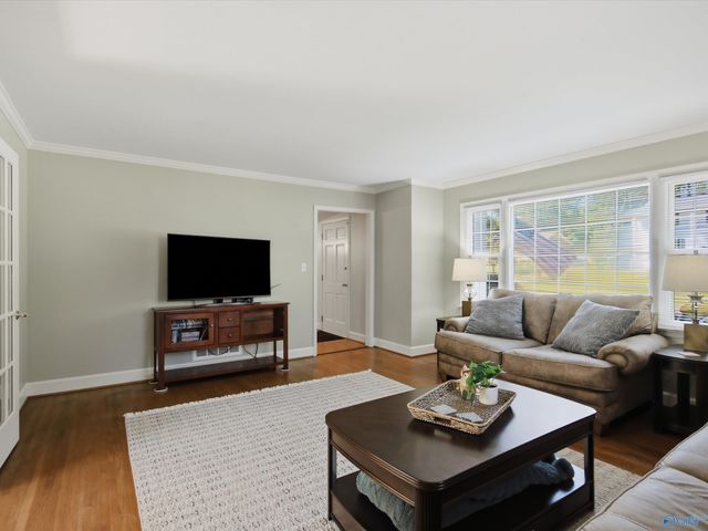 8907 Willow Hills Drive, Huntsville, AL 35802