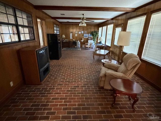 10005 Beulah Rd, Pensacola, FL 32526