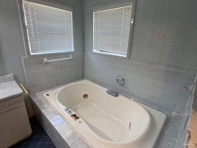 10005 Beulah Rd, Pensacola, FL 32526