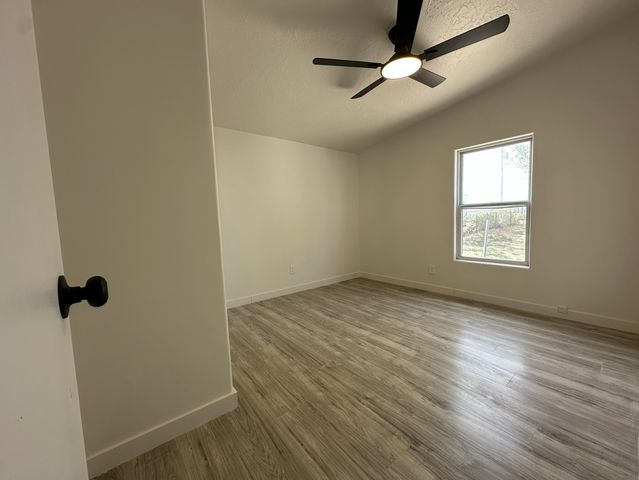 908 10th Avenue NE, Rio Rancho, NM 87144