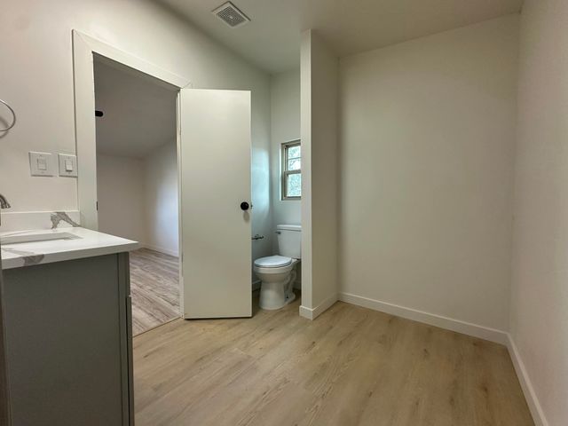 908 10th Avenue NE, Rio Rancho, NM 87144
