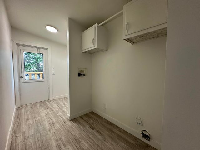 908 10th Avenue NE, Rio Rancho, NM 87144