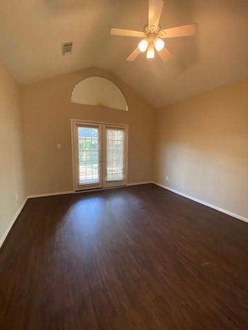 19038 Runners Lane, Humble, TX 77346