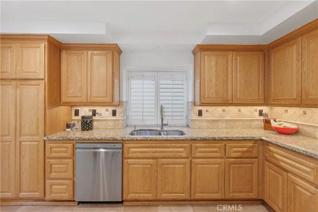 809 Rock Ridge Court, Corona, CA 92878