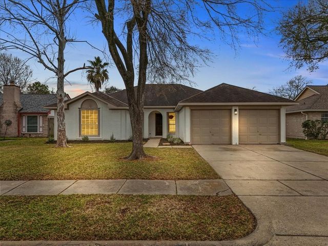 10912 Dogwood Drive, La Porte, TX 77571