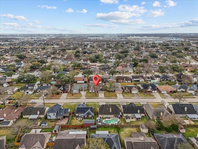 10912 Dogwood Drive, La Porte, TX 77571