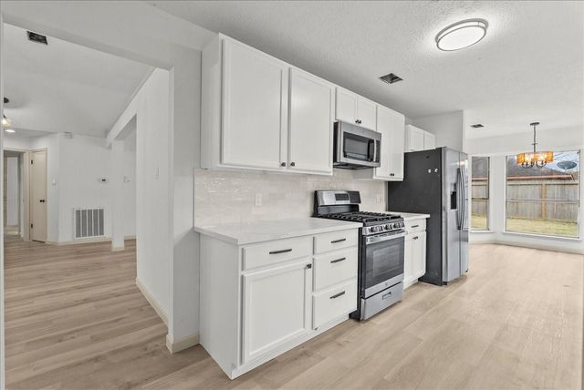 10912 Dogwood Drive, La Porte, TX 77571