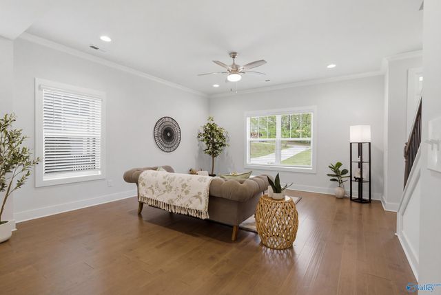 1526 NE Hammock Street NE, Huntsville, AL 35811