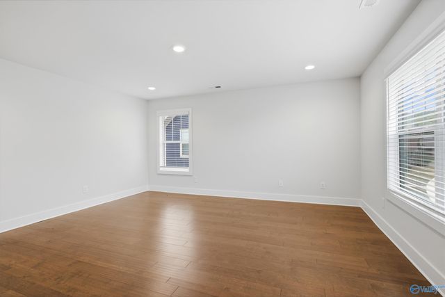 1526 NE Hammock Street NE, Huntsville, AL 35811