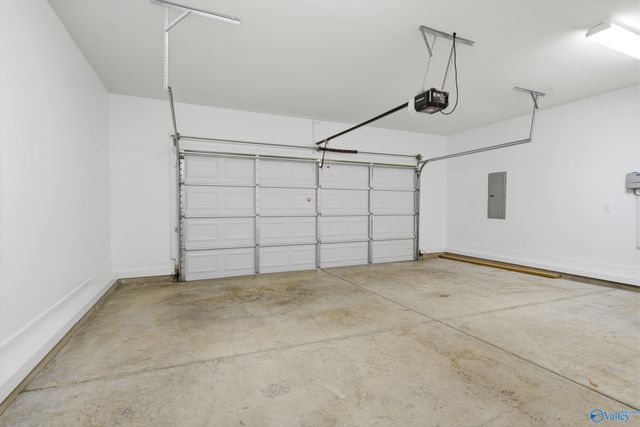 1526 NE Hammock Street NE, Huntsville, AL 35811