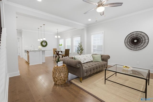 1526 NE Hammock Street NE, Huntsville, AL 35811