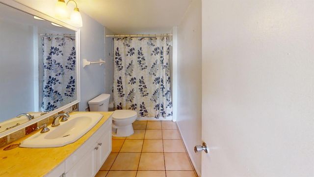 108 Royal Pk Drive, Oakland Park, FL 33309