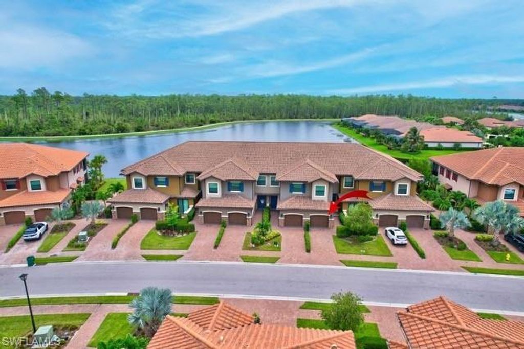 9637 Montelanico LOOP 203, NAPLES, FL 34119 — photo 4