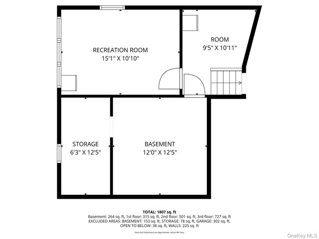 29 Fox Court, Hicksville, NY 11801