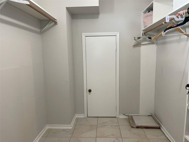 16647 John Silver Road, Jamaica Beach, TX 77554