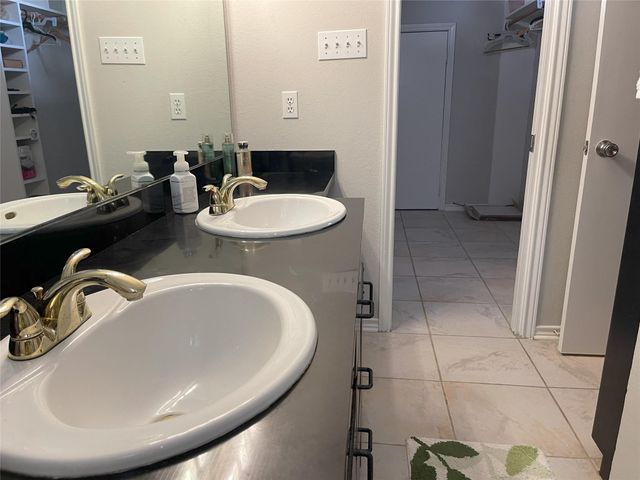 16647 John Silver Road, Jamaica Beach, TX 77554