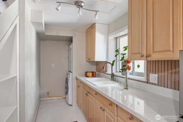 4831 S Holly Street, Seattle, WA 98118
