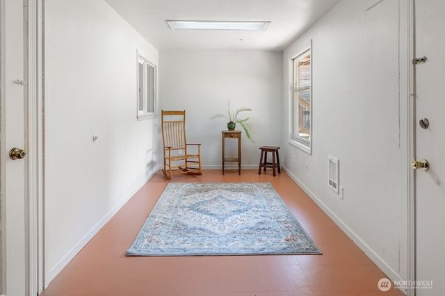 4831 S Holly Street, Seattle, WA 98118